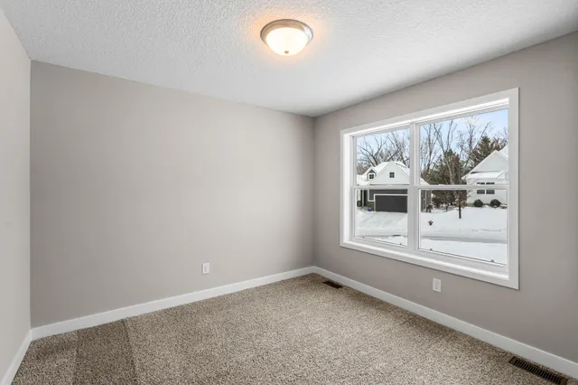 $699,850 | 7420 Glengarry Place, Eden Prairie, MN 55344