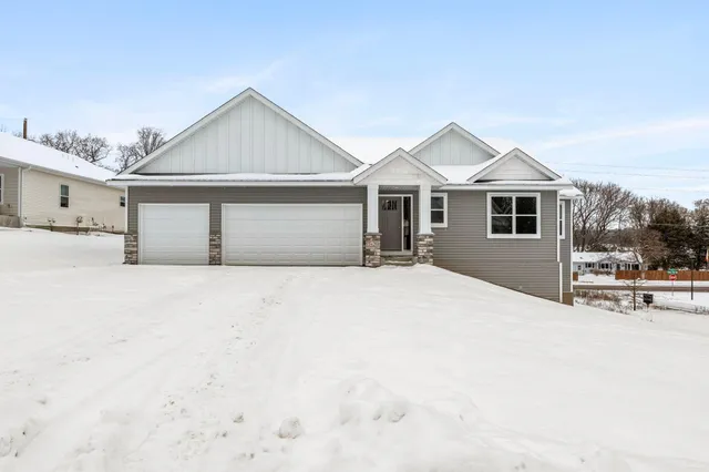 $699,850 | 7420 Glengarry Place, Eden Prairie, MN 55344