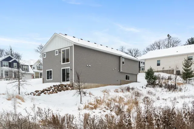 $699,850 | 7420 Glengarry Place, Eden Prairie, MN 55344