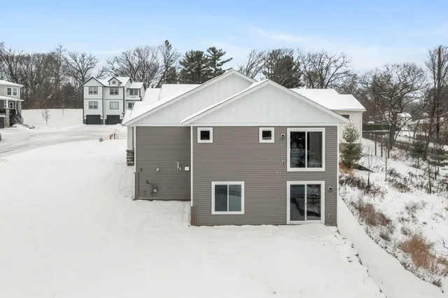 $699,850 | 7420 Glengarry Place, Eden Prairie, MN 55344