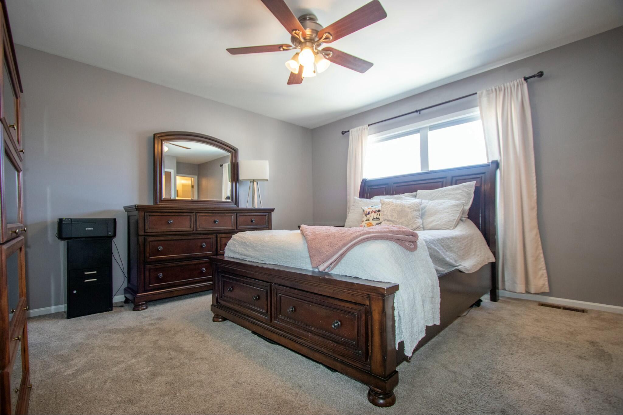 524 B Robyn Road Valparaiso, IN 46385 - Photo 13 of 22 2048x1365