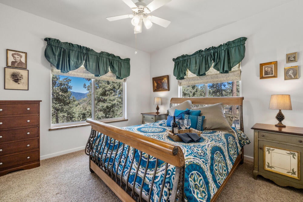 10046 Dowitcher Road Klamath Falls, OR 97601 - Photo 27 of 73 10046DowitcherRd-62