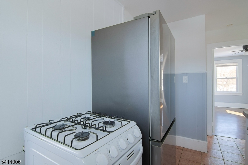 70 Elm Road Caldwell, NJ 07006 - Photo 7 of 14