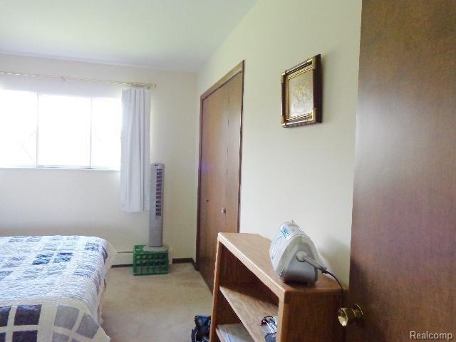70425 Dequindre Road Leonard, MI 48367 - Photo 12 of 25 #12 bedroom.JPG