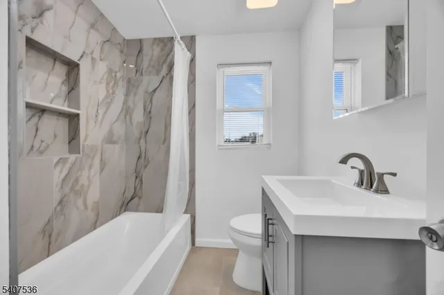 $2,500 | 724 East Scott Avenue, Rahway, NJ 07065