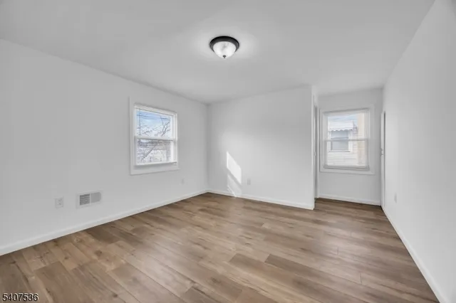 $2,500 | 724 East Scott Avenue, Rahway, NJ 07065