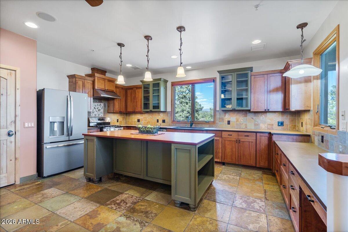 1904 Underwood Court Payson, AZ 85541 - Photo 2 of 92 Kitchen