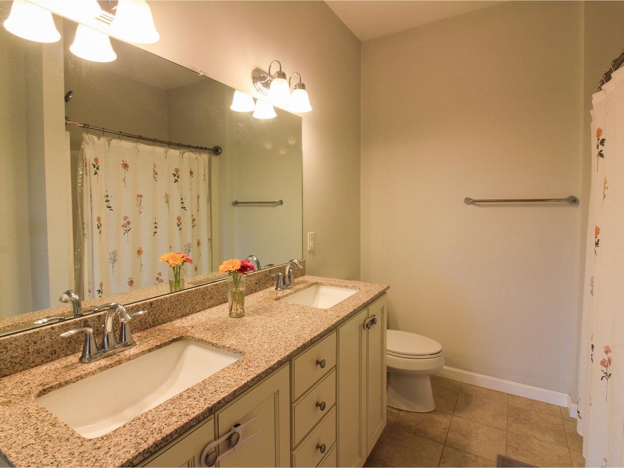 166 North Jefferson Road South Burlington, VT 05403 - Photo 5 of 40 Gallery Image 5
