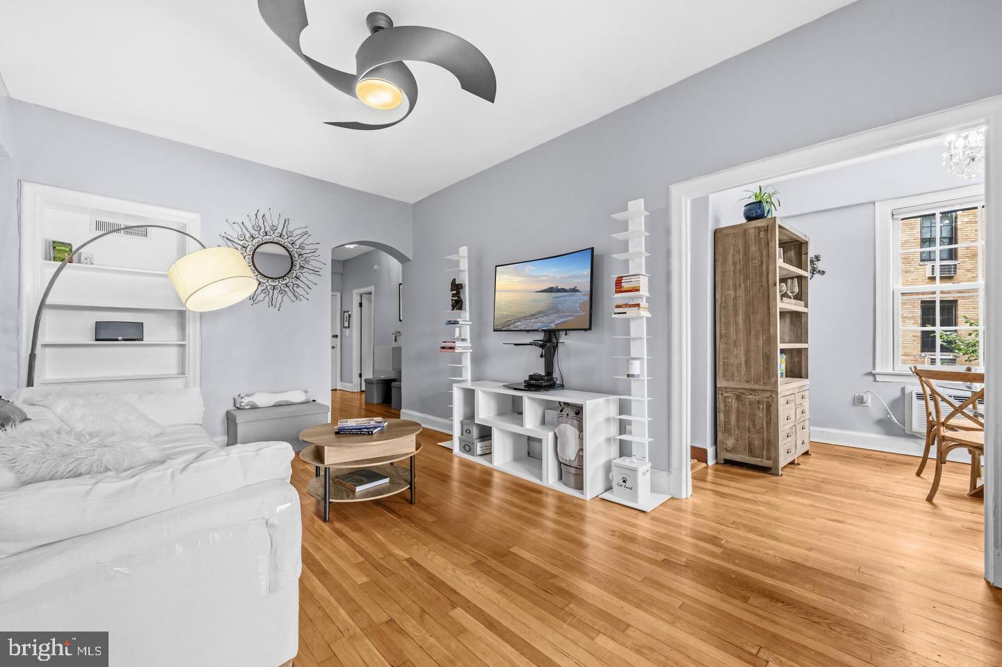 2032 Belmont Road Northwest, Unit 405 Washington, DC 20009 - Photo 9 of 23 Gallery Image 9