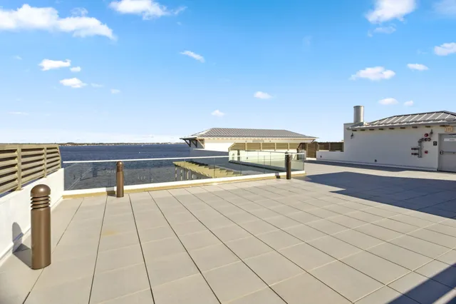 $795,000 | 41 Southwest Seminole Street, Unit 404, Stuart, FL 34994