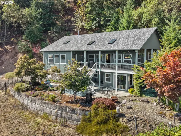 $675,000 | 470 Black Oak Drive, Roseburg, OR 97471