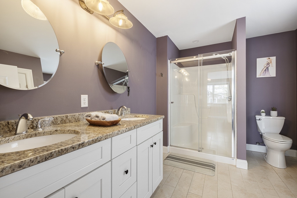 32 Colonial Road Webster, MA 01570 - Photo 19 of 42 Gallery Image 19