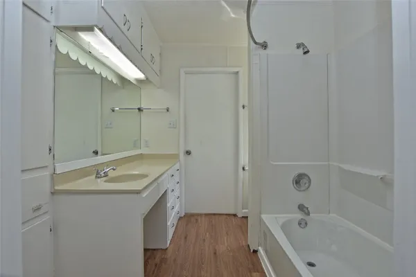 $2,500 | 16013 Edwards Drive, Austin, TX 78734