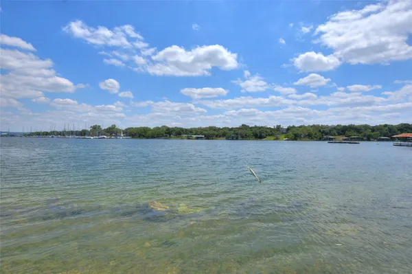 $2,500 | 16013 Edwards Drive, Austin, TX 78734