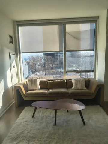 $2,500 | 500 North Lake Shore Drive, Unit 812, Chicago, IL 60611