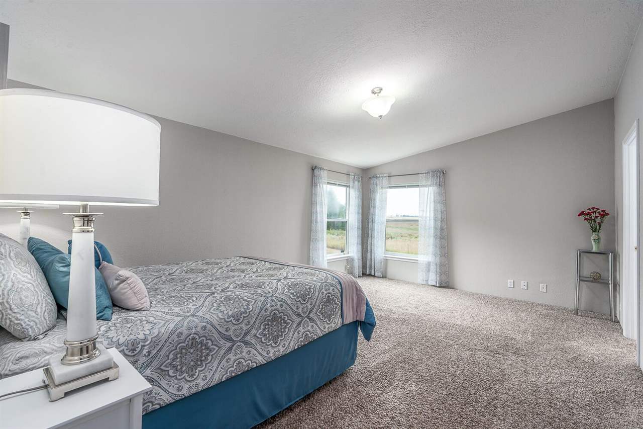 17911 North Hardesty Road Colbert, WA 99005 - Photo 9 of 20 Gallery Image 9