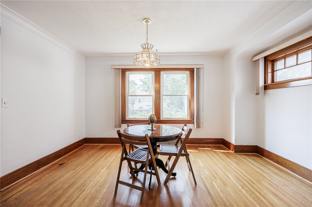 121 Harwick Road Irondequoit, NY 14609 - Photo 11 of 34