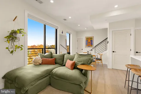 $750,000 | 3933 14th Street Northwest, Unit 8, Washington, DC 20011