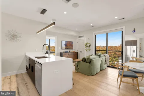 $750,000 | 3933 14th Street Northwest, Unit 8, Washington, DC 20011