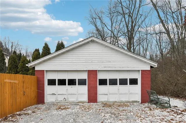 $225,000 | 701 Smiley Street, Ellwood City, PA 16117