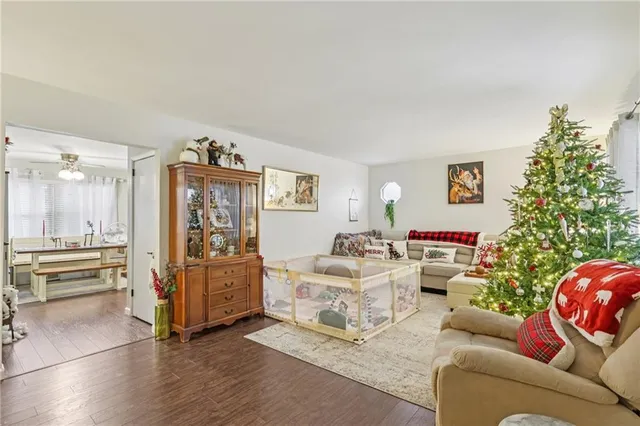 $225,000 | 701 Smiley Street, Ellwood City, PA 16117