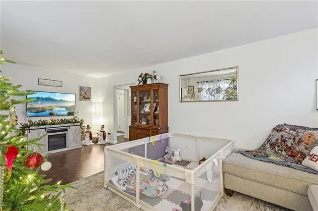 $225,000 | 701 Smiley Street, Ellwood City, PA 16117