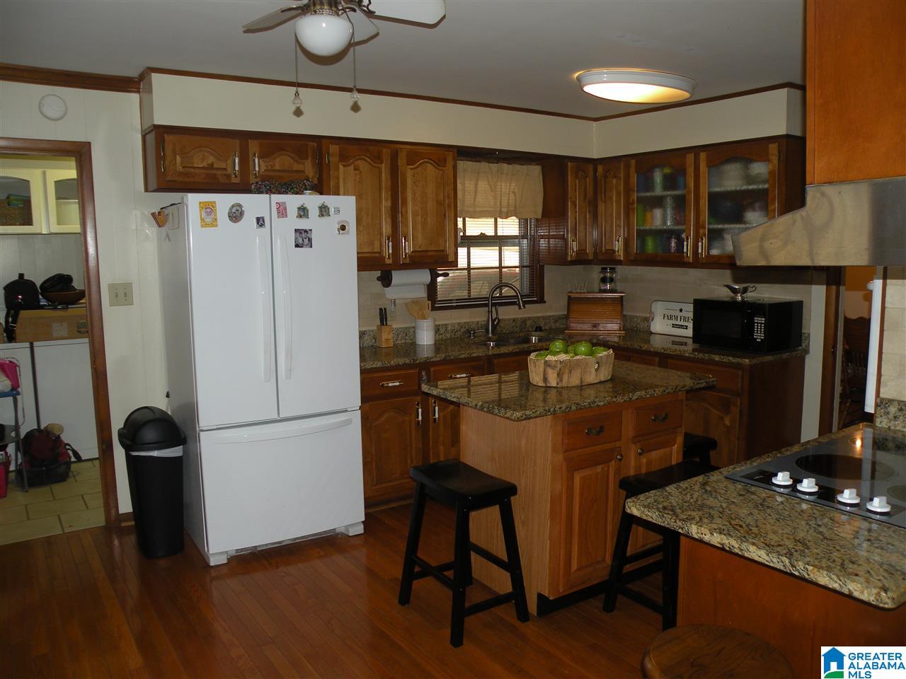 1100 Generose Street Sylacauga, AL 35151 - Photo 9 of 31