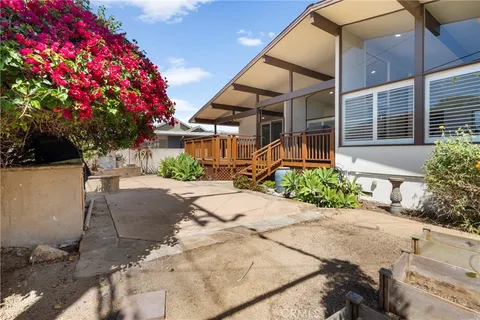 $5,300 | 17421 Lido Lane, Huntington Beach, CA 92647