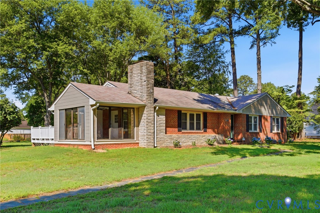 8127 Atlee Road Mechanicsville, VA 23111 - Photo 3 of 51