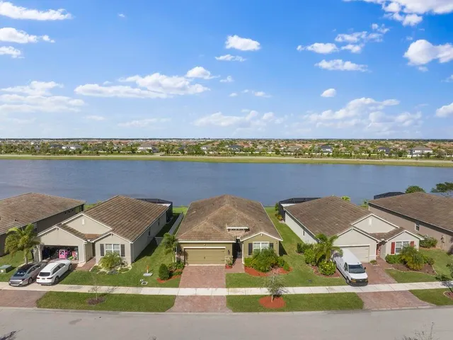 $2,850 | 12341 Arabella Drive, Port St. Lucie, FL 34987