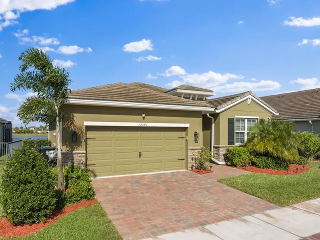 $2,850 | 12341 Arabella Drive, Port St. Lucie, FL 34987