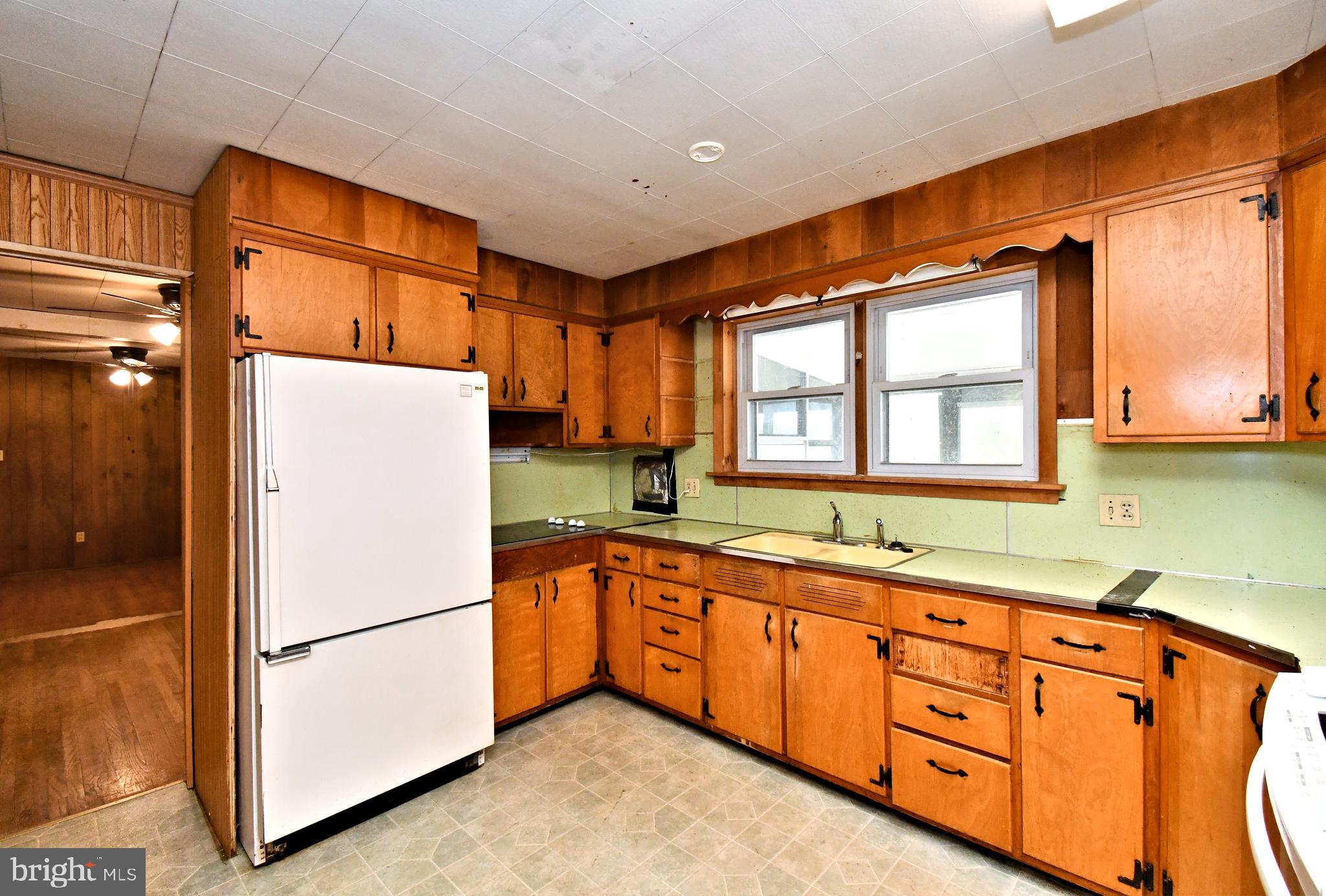 3205 Little Road Perkiomenville, PA 18074 - Photo 5 of 25 Gallery Image 5