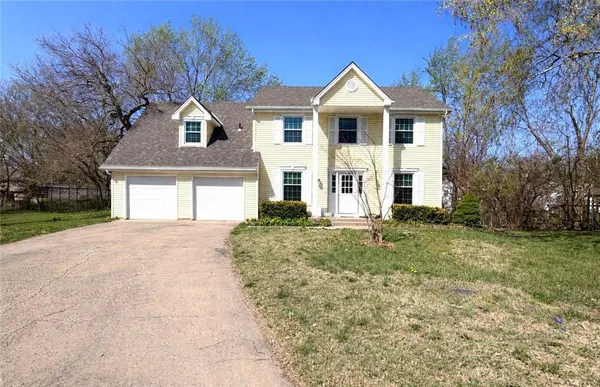 $420,000 | 16109 West 150th Street, Olathe, KS 66062