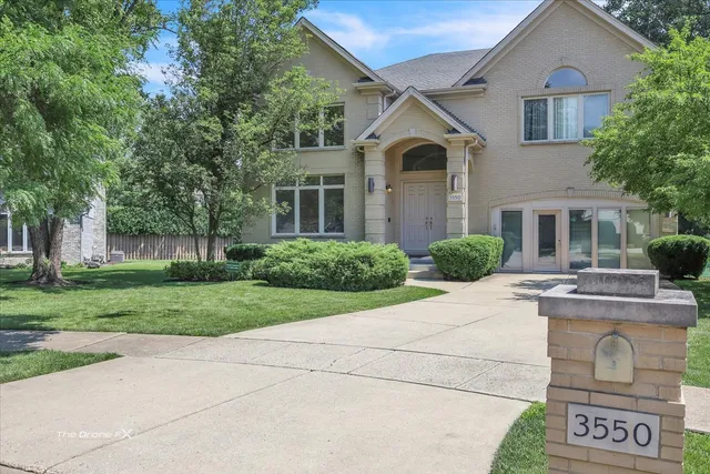 $1,600,000 | 3550 Ari Drive West, Glenview, IL 60026
