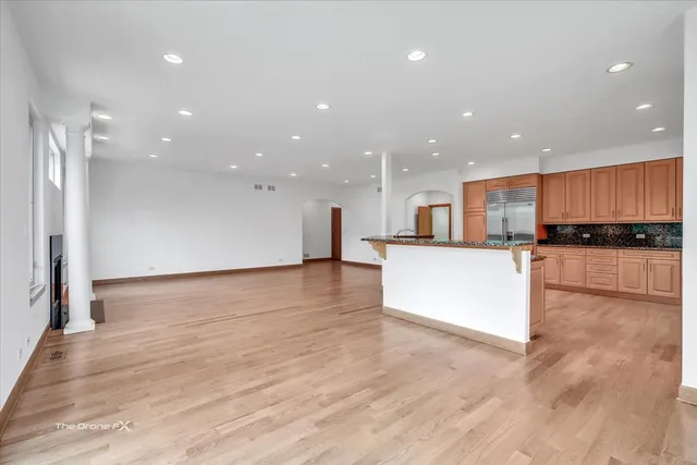 $1,600,000 | 3550 Ari Drive West, Glenview, IL 60026