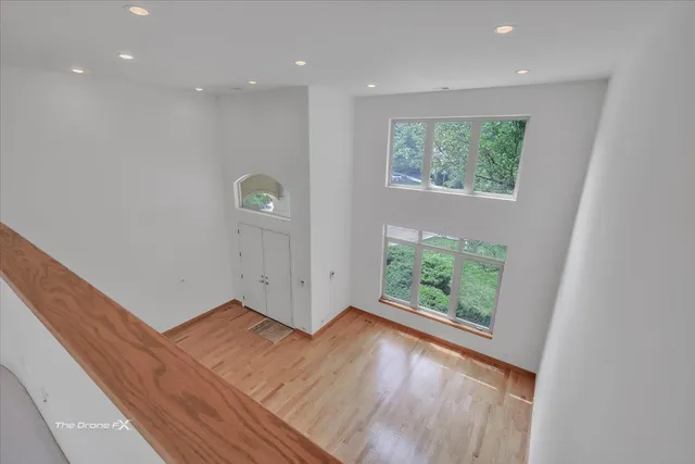 $1,600,000 | 3550 Ari Drive West, Glenview, IL 60026