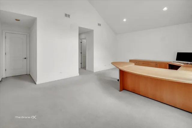 $1,600,000 | 3550 Ari Drive West, Glenview, IL 60026