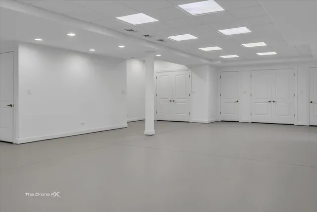 $1,600,000 | 3550 Ari Drive West, Glenview, IL 60026