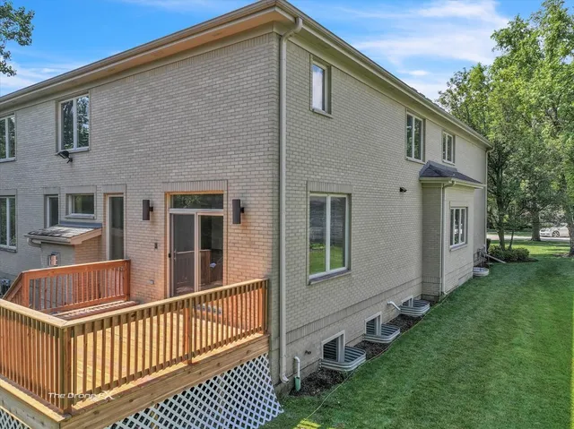 $1,600,000 | 3550 Ari Drive West, Glenview, IL 60026