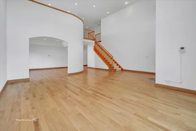 $1,600,000 | 3550 Ari Drive West, Glenview, IL 60026