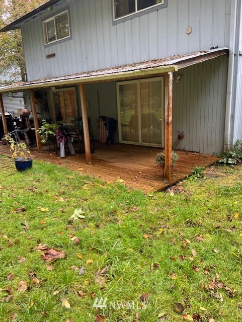 5323 Rumac Street Southeast Olympia, WA 98513 - Photo 6 of 12 a view of outdoor space and yard
