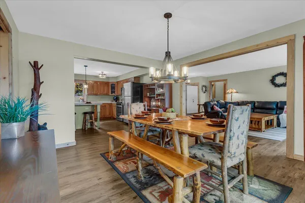 $699,900 | 45417 15th Avenue, Bloomingdale, MI 49026