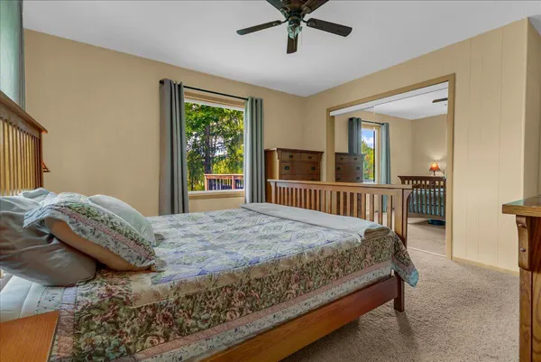 $699,900 | 45417 15th Avenue, Bloomingdale, MI 49026