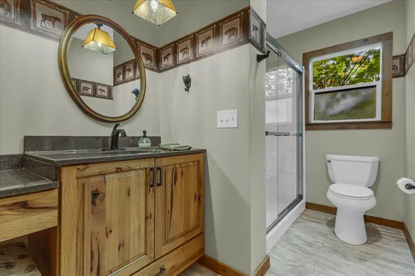 $699,900 | 45417 15th Avenue, Bloomingdale, MI 49026