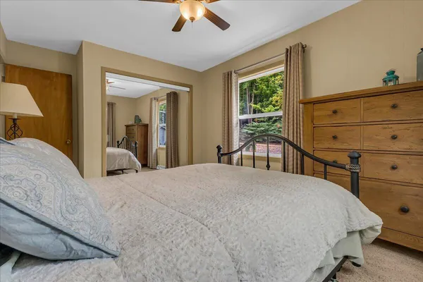 $699,900 | 45417 15th Avenue, Bloomingdale, MI 49026