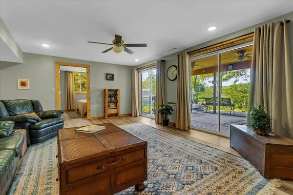 $699,900 | 45417 15th Avenue, Bloomingdale, MI 49026
