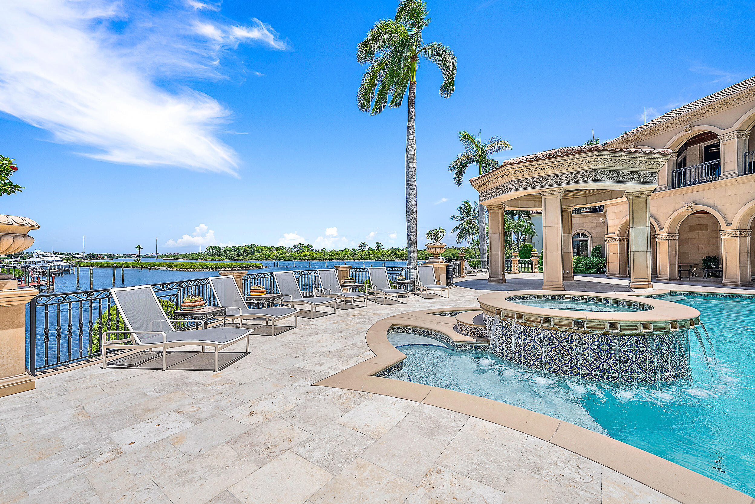 209 Commodore Drive Jupiter, FL 33477 - Photo 44 of 75 Pool/Patio