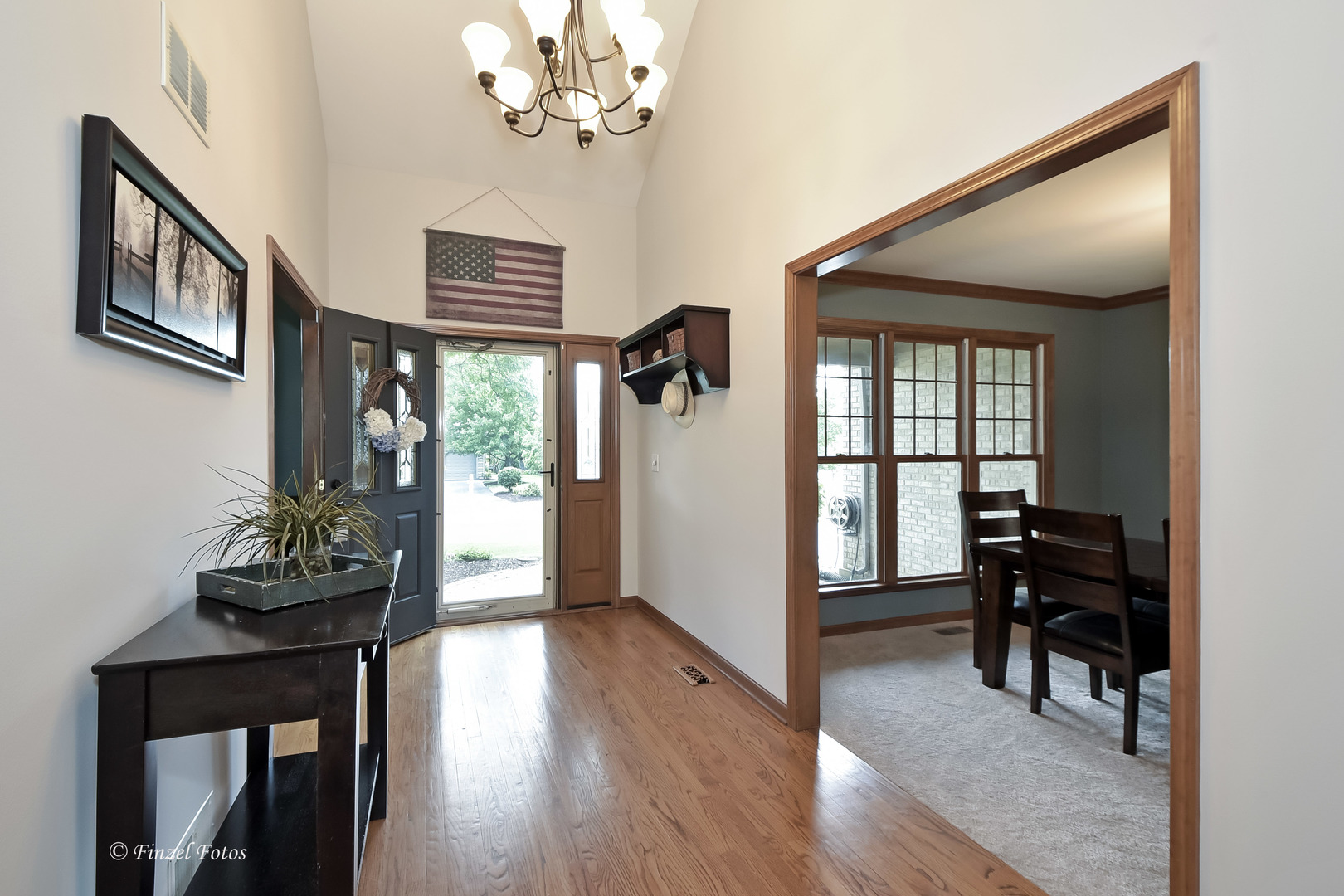 3560 Persimmon Drive Algonquin, IL 60102 - Photo 4 of 23