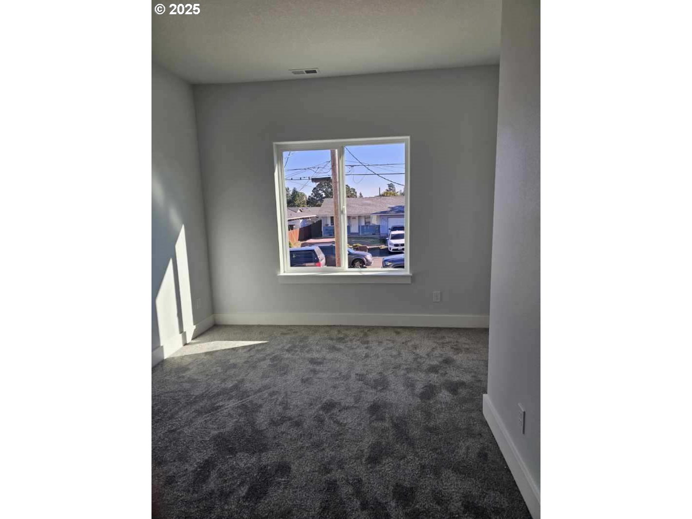 453 North 12th Street St. Helens, OR 97051 - Photo 6 of 9