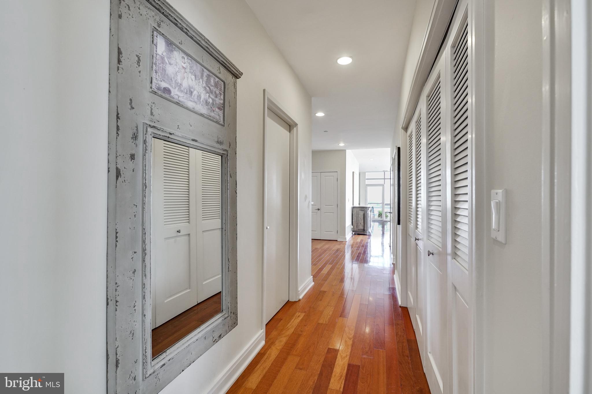 110 South Front Street, Unit 600 Philadelphia, PA 19106 - Photo 12 of 38